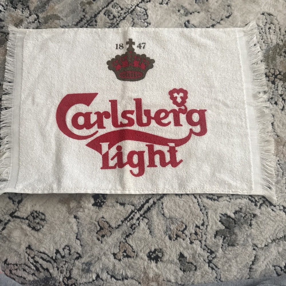 Vintage Carlsberg Beer Pub/Bar Towel‎ Collectible Mint 15"